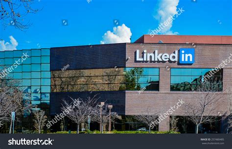 Mountain View Ca Usa Mar 1 2015 Linkedin Headquarters Founded