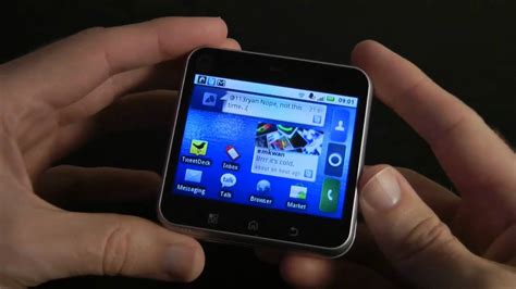 Motorola Flipout Mobile Phone Review Youtube