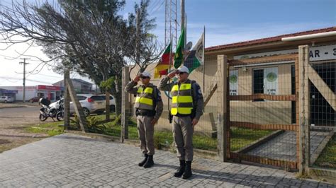 Crpo Litoral Presta Homenagem A Pms Mortos Em Servi O Brigada Militar