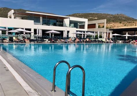 Where to Stay in Kefalonia - The 9 Best Hotels & Resorts