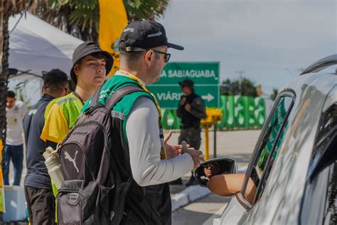 Na Sabiaguaba blitz educativa e mutirão de limpeza conscientizam população