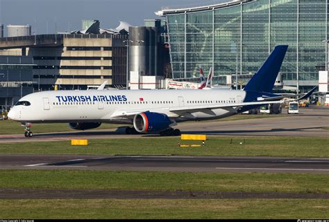 Tc Lgi Turkish Airlines Airbus A Photo By Felix Sourek Id