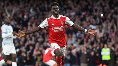 Arsenal Star Bukayo Saka Signs New Contract At Club Mykhel