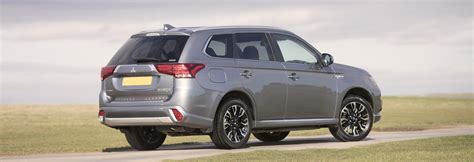 2017 Mitsubishi Outlander Phev Juro Complete Guide Carwow