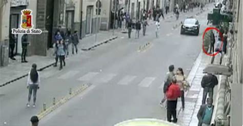 palermo pizzo ai bengalesi condanne ma niente odio razziale