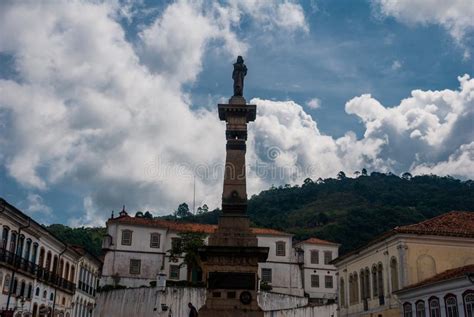 Ouro Preto Brasil Cena Da Rua Do Quadrado De Teradentes O Centro Da