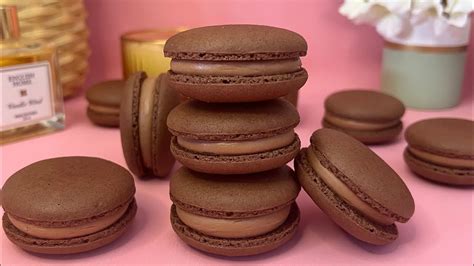 Chocolate macarons. ШОКОЛАДНЫЙ МАКАРОНС БЕЗ КРАСИТЕЛЕЙ. - YouTube