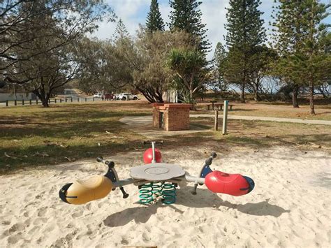 Alan Walker Park Playground Bbq And Basketball Court Buddina Qld