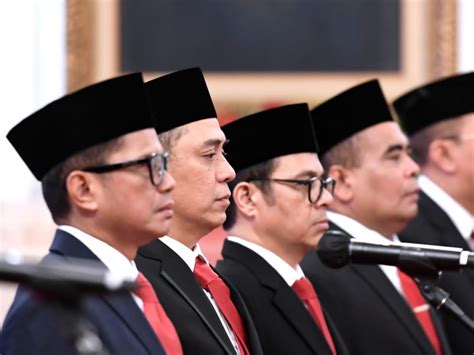 Presiden Jokowi Lantik Saiful Rahmat Dasuki Sebagai Wakil Menteri Agama