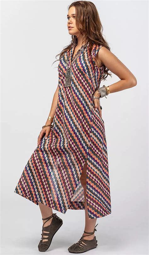 Авторское платье с узором «Минхир»