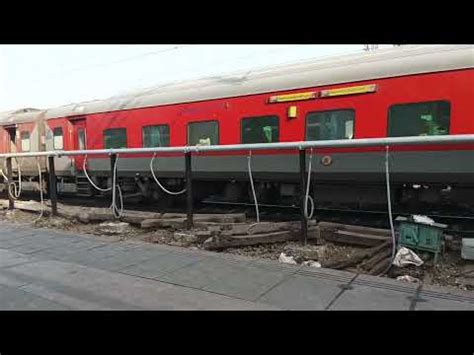 Vishakhapattanam New Delhi Superfast Express YouTube