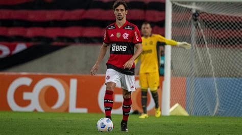 Seleção brasileira Rodrigo Caio é convocado para jogos contra Equador