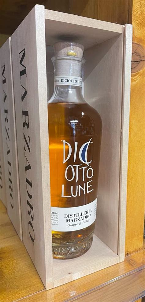 Diciotto Lune Grappa Stravecchia Distilleria Marzadro Cattaneo Serafino