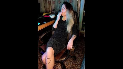 Adult Stepdaughter Smokes A Cigarette Amateur Porn Feat Blowjobs Alice Xhamster