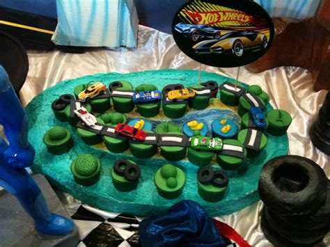 Cupcake Mania Cupcake Hot Wheels