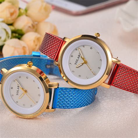 YOLAKO YK07 Women Quartz Watch Silver