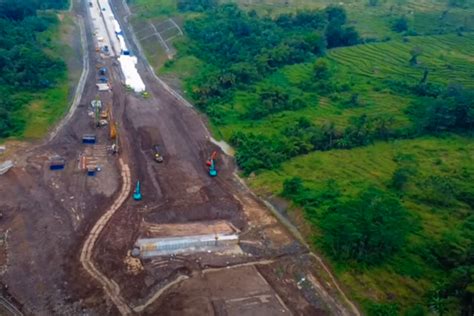 Tol Cisumdawu Rampung Pertengahan 2023 Jalur Mudik Lebaran Hanya Satu