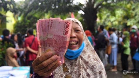 Resmi Dirilis Bpnt Dan Pkh Kapan Cair Cara Cek Daftar Penerima