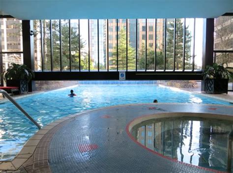 hotels with indoor heated pools near me - pigna-mezquita