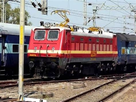 12 Trains Of Gorakhpur Will Stop At Maihar Station During Navratri