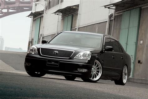 Обвес Wald Executive Line для Toyota Celsior 2003 2002 2001 купить