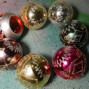 Vintage Holiday Vtg Hand Decorated Glass Ornaments Christmas