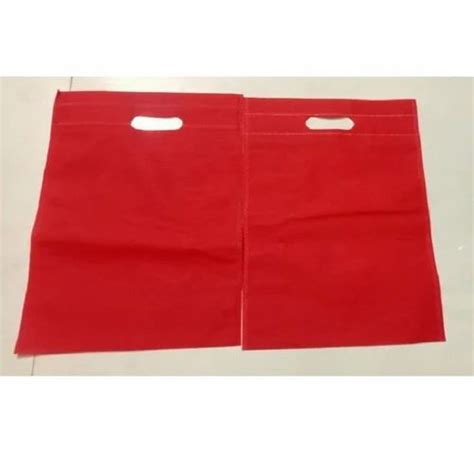 Red D Cut Non Woven Carry Bag 12x15 Inch Lxw At Rs 2 8 Piece In Mumbai