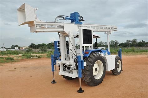 Semi Automatic Dth 150 Meter Truck Mounted Water Well Drilling Rig At