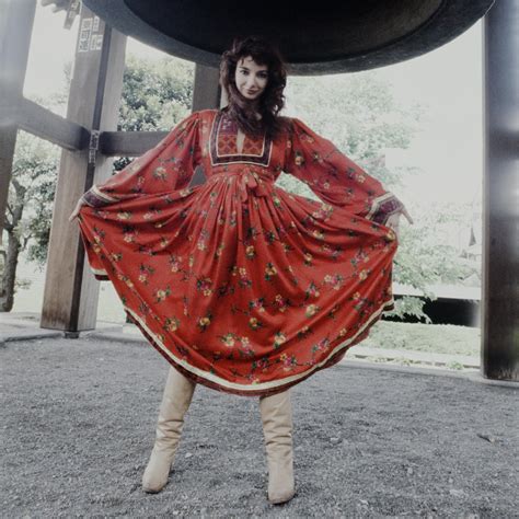 Kate Bush Wuthering Heights E The Kick Inside Il Debutto Bomba