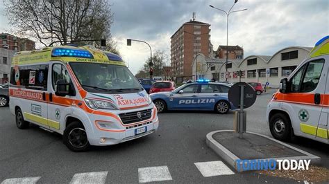 Incidente All Incrocio Tra Corso Grosseto E Via Ala Di Stura A Torino