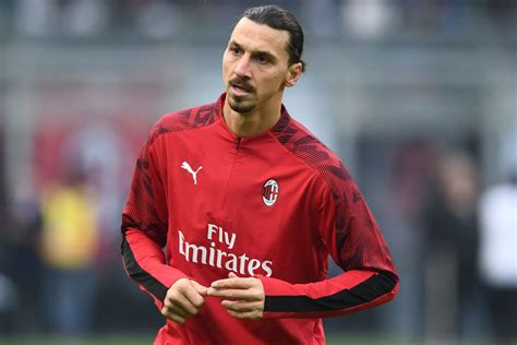 Infortunio Per Ibrahimovic Lesione Del Muscolo Soleo Del Polpaccio Destro