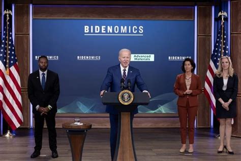 Biden konuşmasını yarıda kesip Durum Odası na gitti Suriye deki ABD