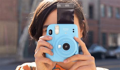 FUJIFILM Instax Mini 11 Różowy Aparat niskie ceny i opinie w Media Expert