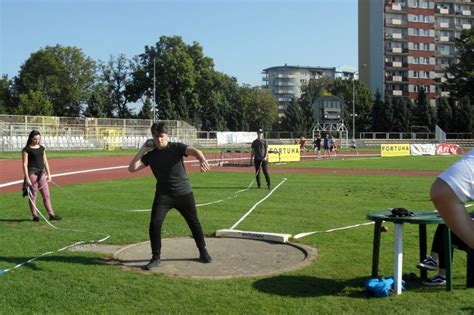 Indywidualne Mistrzostwa W Lekkoatletyce Zesp Szk Sportowych W