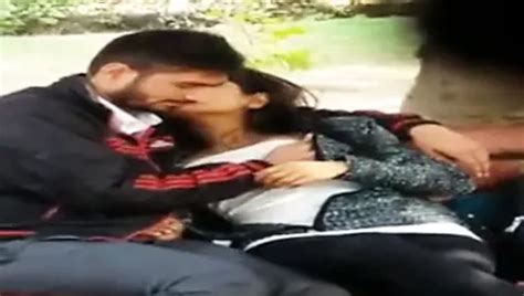 Free Indian Couple Kissing Porn Videos XHamster