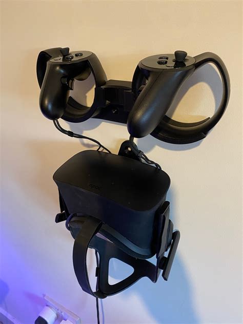 Oculus Rift Cv1 Headset And Controller Wall Mounts Etsy