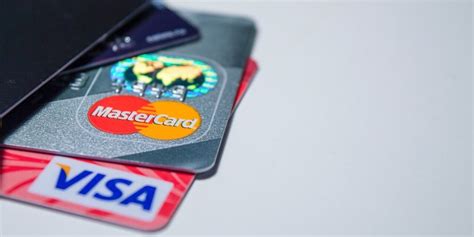 Visa Vs Mastercard What S The Difference Cardswitcher