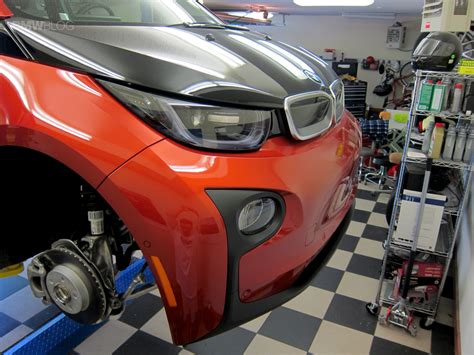 The Underbody Of The Bmw I3 Rex