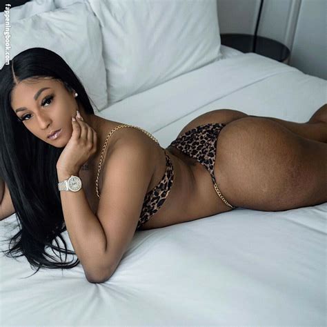 Mizz Twerksum Theofficialmizztwerksum Nude Onlyfans Leaks The