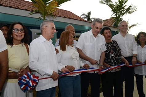 El presidente de la República Luis Abinader inauguró el Centro de