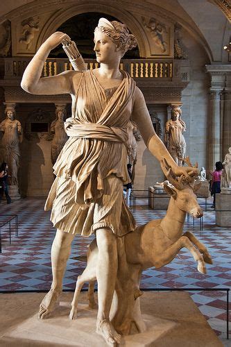 Diana Of Versailles Roman Sculpture Ancient Art Ancient Greek Sculpture