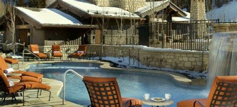 Luxury Hotel The Lodge At Vail | Luxury ski hotels