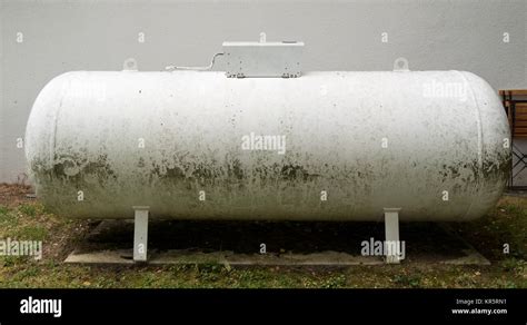 White Gaz Tank Stock Photo Alamy