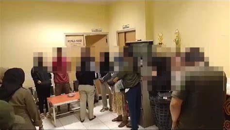 Satpol Razia Kos Kosan Ciduk 6 Pasangan Bukan Suami Istri BusamID