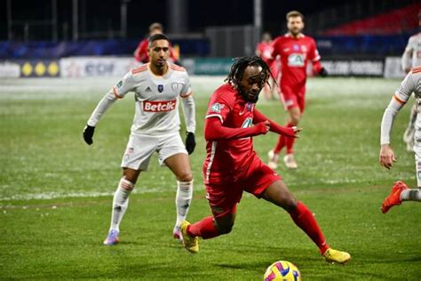 National 2 le groupe des Canaris pour FC Chamalières FC Nantes avec