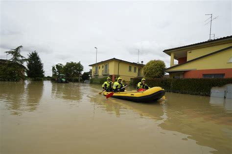 Maltempo Trovato Corpo A Lugo Di Ravenna Vittime Salgono A Lapresse