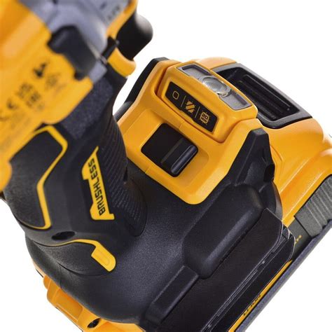 Dewalt V X Ah Bl Dcd P T Akkuporakone Hinta Hobbyhall Fi