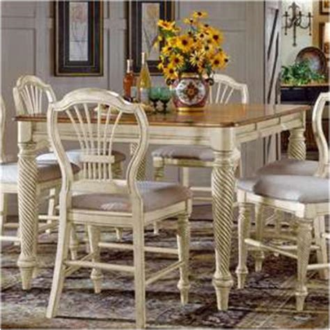 Wilshire Antique White Dining Set