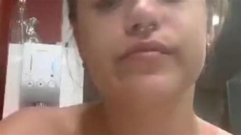 Chica Desnuda Hace Flashing Por Periscope Porn Videos