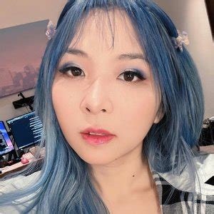 LilyPichu Onlysaber Nude OnlyFans Fapullo